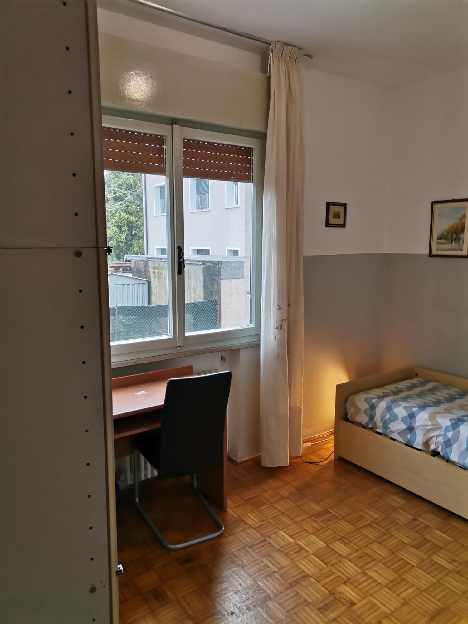Camera In Appartamento Pordenone Buitenkant foto
